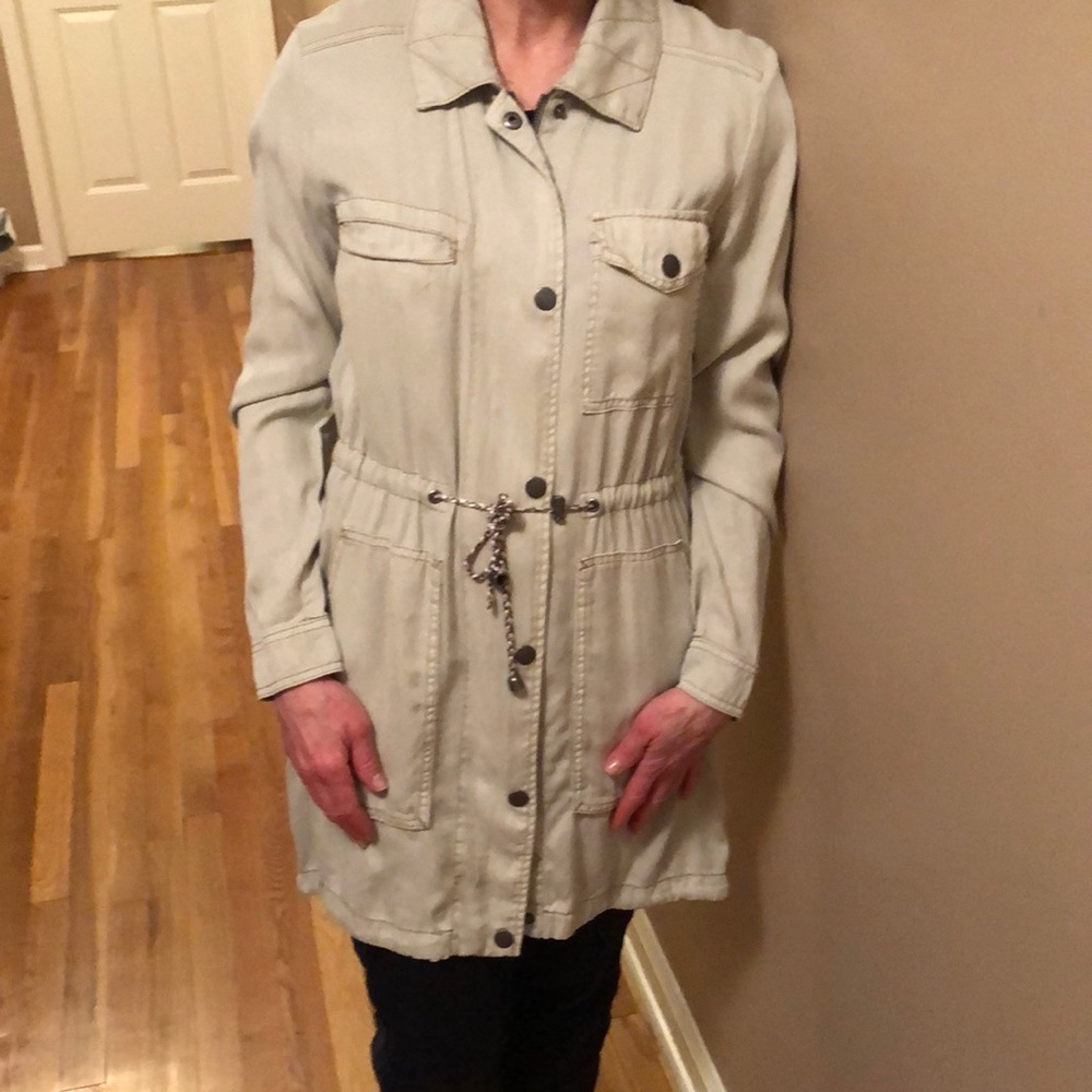 Anthropologie Crème Color Knee Length Coat size XS